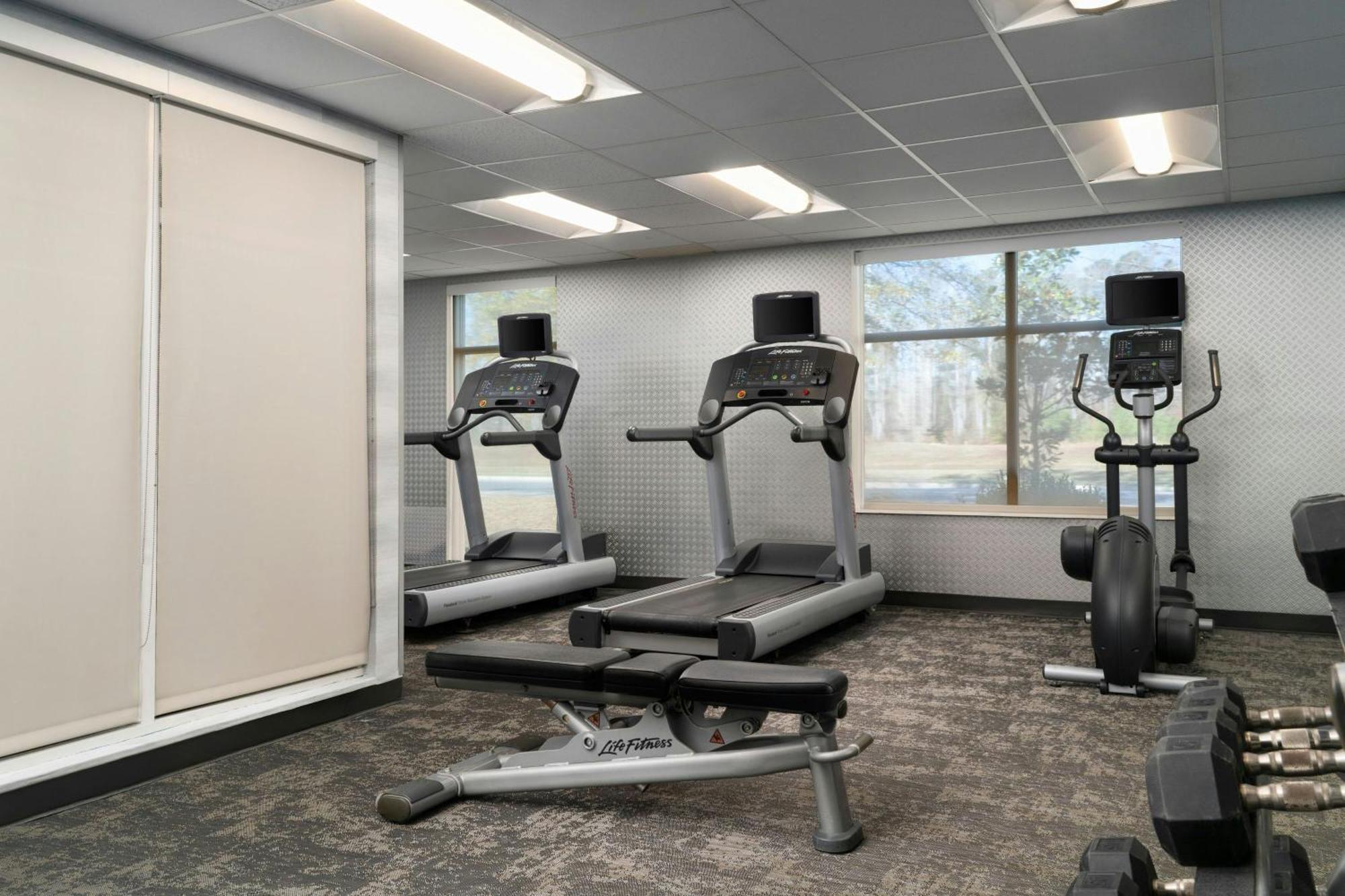 Fairfield Inn & Suites By Marriott Chesapeake Suffolk Exteriör bild