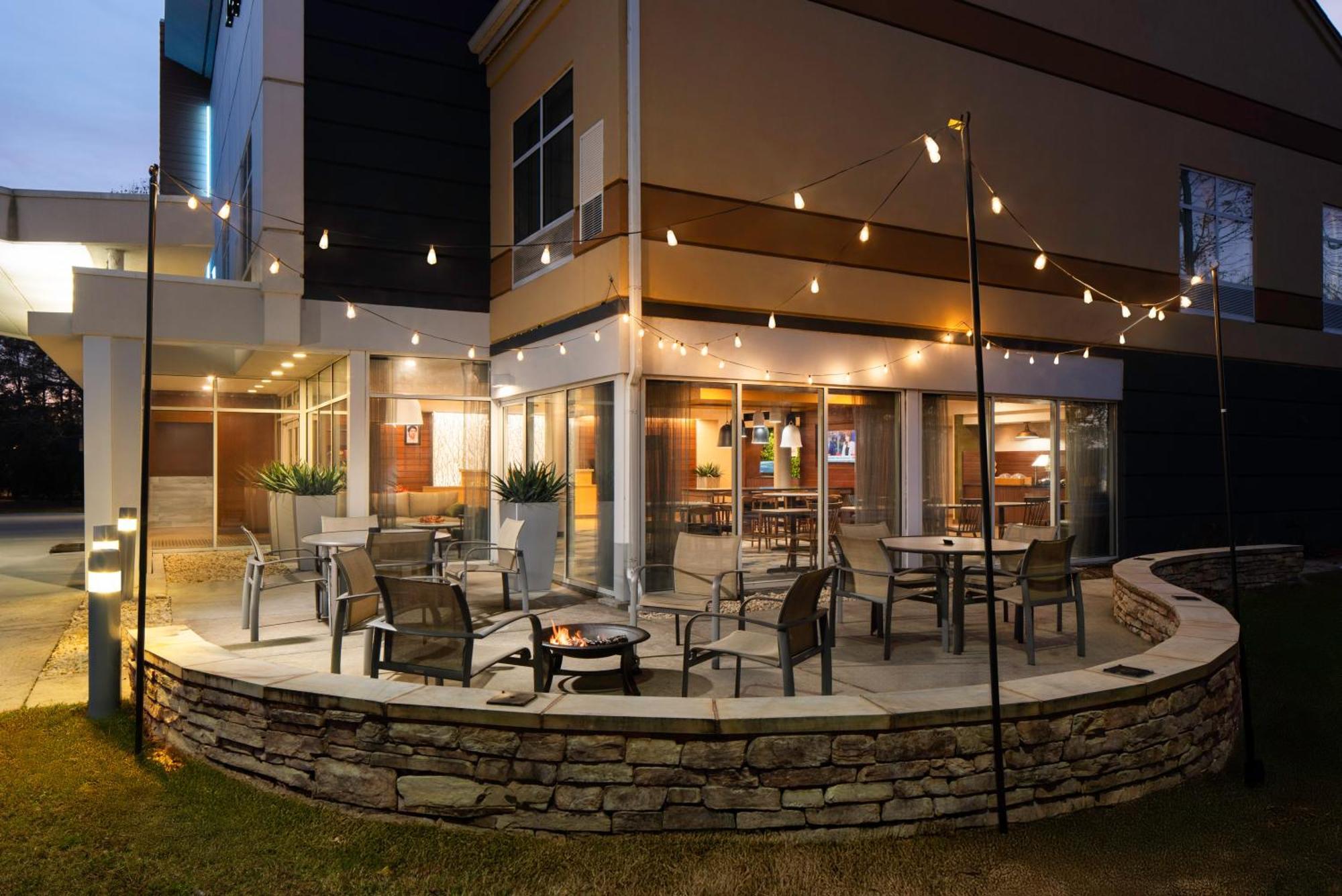 Fairfield Inn & Suites By Marriott Chesapeake Suffolk Exteriör bild